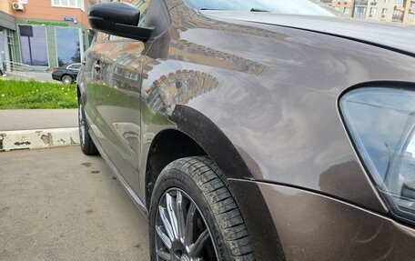Volkswagen Polo VI (EU Market), 2011 год, 555 000 рублей, 3 фотография