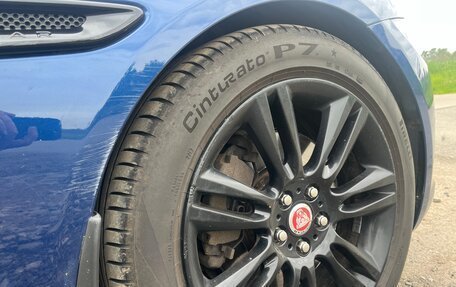 Jaguar XE I рестайлинг, 2015 год, 1 800 000 рублей, 14 фотография