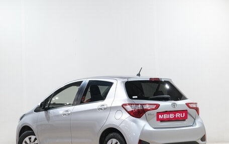 Toyota Vitz, 2018 год, 1 029 000 рублей, 5 фотография