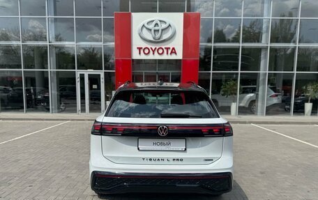 Volkswagen Tiguan, 2025 год, 5 500 000 рублей, 7 фотография