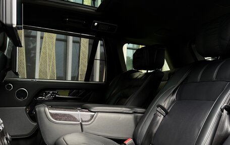Land Rover Range Rover IV рестайлинг, 2020 год, 16 500 000 рублей, 13 фотография