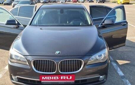 BMW 7 серия, 2009 год, 1 600 000 рублей, 3 фотография