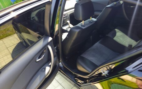 BMW 1 серия, 2011 год, 970 000 рублей, 7 фотография
