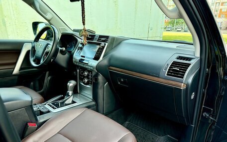 Toyota Land Cruiser Prado 150 рестайлинг 2, 2018 год, 5 549 000 рублей, 17 фотография