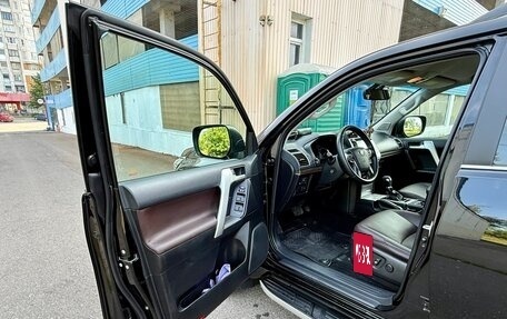 Toyota Land Cruiser Prado 150 рестайлинг 2, 2018 год, 5 549 000 рублей, 22 фотография