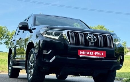 Toyota Land Cruiser Prado 150 рестайлинг 2, 2018 год, 5 549 000 рублей, 8 фотография