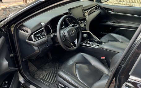 Toyota Camry, 2019 год, 2 000 000 рублей, 7 фотография