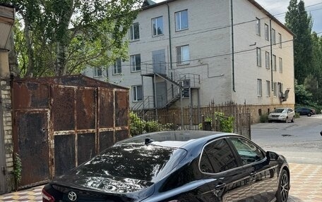 Toyota Camry, 2019 год, 2 000 000 рублей, 3 фотография