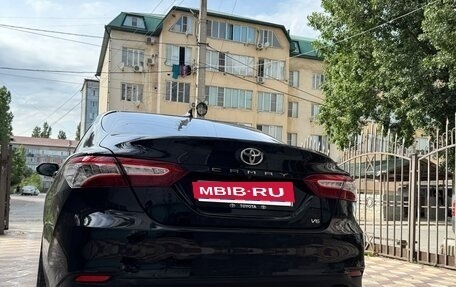 Toyota Camry, 2019 год, 2 000 000 рублей, 5 фотография