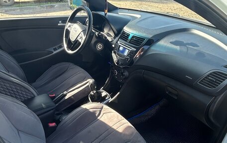 Hyundai Accent IV, 2013 год, 860 000 рублей, 6 фотография