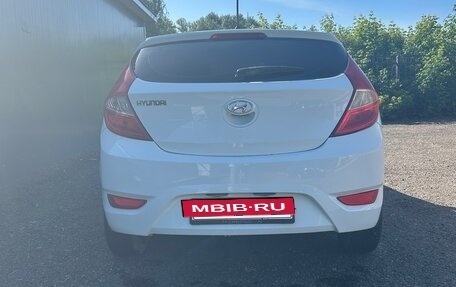 Hyundai Accent IV, 2013 год, 860 000 рублей, 4 фотография