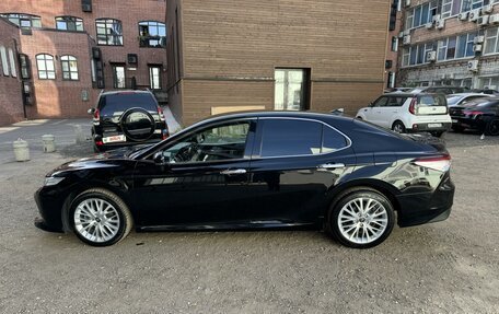 Toyota Camry, 2019 год, 2 800 000 рублей, 13 фотография