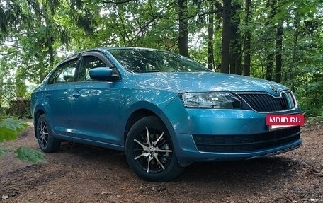 Skoda Rapid I, 2014 год, 850 000 рублей, 4 фотография