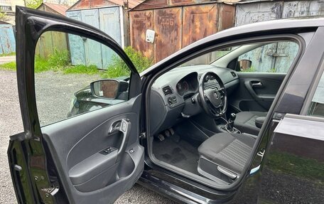 Volkswagen Polo VI (EU Market), 2015 год, 900 000 рублей, 5 фотография