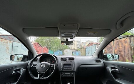 Volkswagen Polo VI (EU Market), 2015 год, 900 000 рублей, 11 фотография