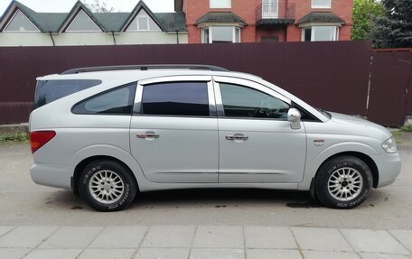 SsangYong Rodius I, 2011 год, 1 500 000 рублей, 1 фотография