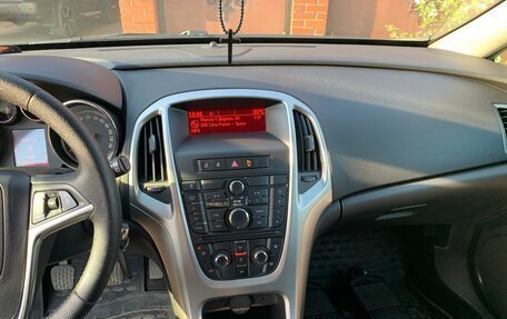 Opel Astra J, 2011 год, 690 000 рублей, 6 фотография