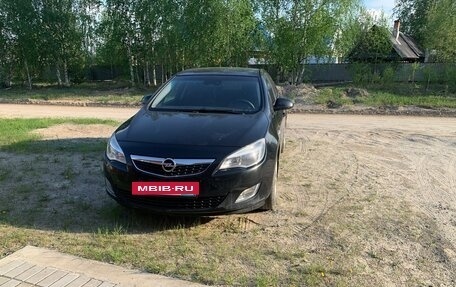 Opel Astra J, 2011 год, 690 000 рублей, 4 фотография