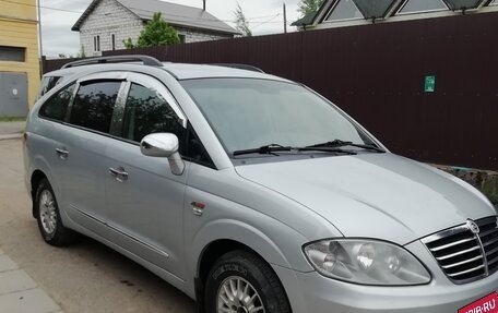 SsangYong Rodius I, 2011 год, 1 500 000 рублей, 2 фотография