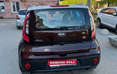 KIA Soul II рестайлинг, 2018 год, 1 450 000 рублей, 2 фотография