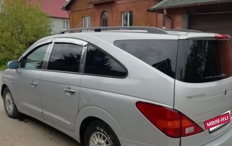 SsangYong Rodius I, 2011 год, 1 500 000 рублей, 5 фотография