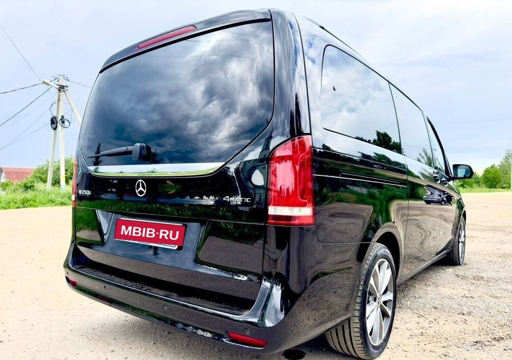 Mercedes-Benz V-Класс, 2021 год, 6 950 000 рублей, 2 фотография