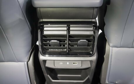 Geely Atlas, 2024 год, 4 017 190 рублей, 15 фотография