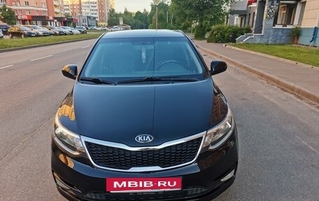 KIA Rio III рестайлинг, 2017 год, 960 000 рублей, 3 фотография