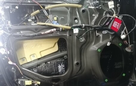 Toyota Land Cruiser 200, 2010 год, 3 350 000 рублей, 26 фотография