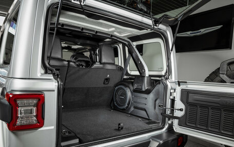 Jeep Wrangler, 2022 год, 7 600 000 рублей, 22 фотография