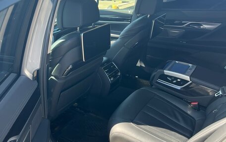 BMW 7 серия, 2019 год, 5 000 000 рублей, 7 фотография
