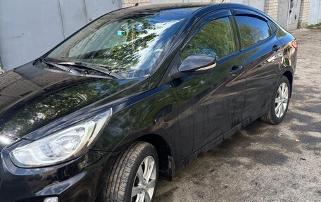 Hyundai Solaris II рестайлинг, 2011 год, 600 000 рублей, 9 фотография
