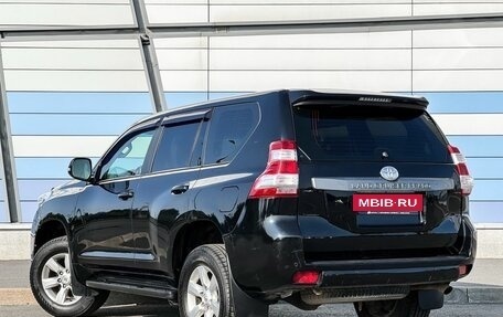 Toyota Land Cruiser Prado 150 рестайлинг 2, 2014 год, 3 399 000 рублей, 7 фотография