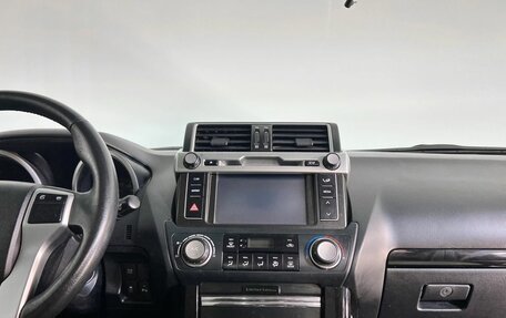 Toyota Land Cruiser Prado 150 рестайлинг 2, 2014 год, 3 399 000 рублей, 19 фотография
