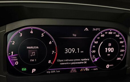 Volkswagen Tiguan II, 2019 год, 2 500 000 рублей, 12 фотография