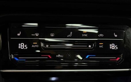 Volkswagen Tiguan II, 2019 год, 2 500 000 рублей, 18 фотография