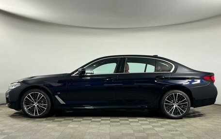 BMW 5 серия, 2023 год, 5 250 000 рублей, 3 фотография
