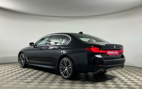 BMW 5 серия, 2023 год, 5 250 000 рублей, 5 фотография