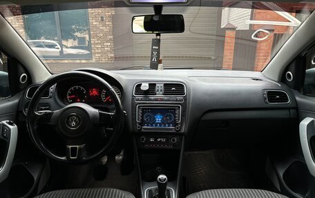 Volkswagen Polo VI (EU Market), 2011 год, 690 000 рублей, 9 фотография