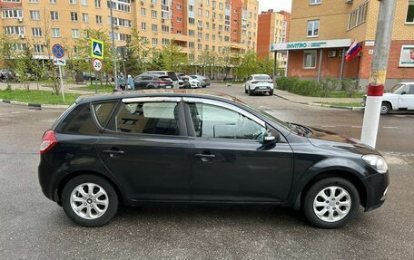 KIA cee'd I рестайлинг, 2010 год, 387 000 рублей, 3 фотография