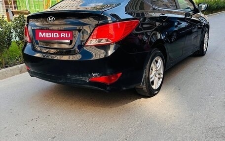 Hyundai Solaris II рестайлинг, 2015 год, 670 000 рублей, 4 фотография