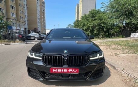 BMW 5 серия, 2021 год, 5 700 000 рублей, 1 фотография