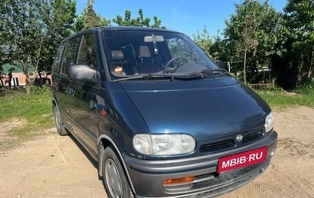Nissan Serena I, 1995 год, 365 000 рублей, 1 фотография
