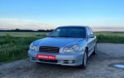 Hyundai Sonata IV рестайлинг, 2005 год, 600 000 рублей, 1 фотография