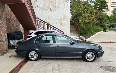 BMW 5 серия, 1999 год, 800 000 рублей, 2 фотография