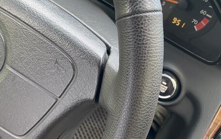 Mercedes-Benz C-Класс, 1994 год, 400 000 рублей, 15 фотография