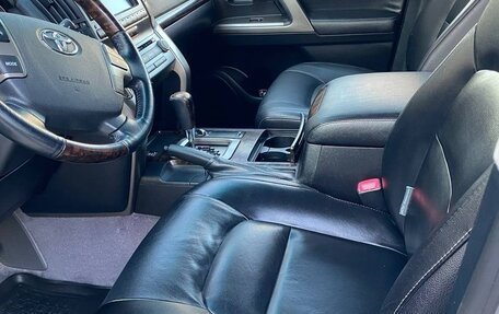 Toyota Land Cruiser 200, 2011 год, 4 450 000 рублей, 26 фотография