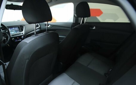Hyundai Solaris II рестайлинг, 2018 год, 1 290 000 рублей, 11 фотография