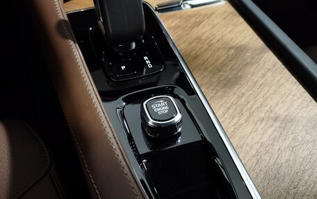 Volvo XC90 II рестайлинг, 2024 год, 9 300 000 рублей, 27 фотография