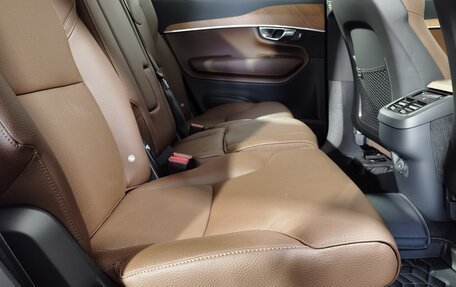 Volvo XC90 II рестайлинг, 2024 год, 9 300 000 рублей, 28 фотография